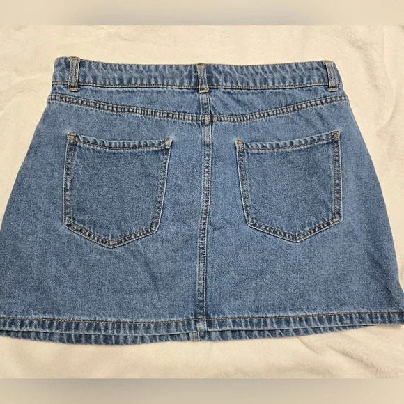 Forever 21 Y2K Lace Up Denim Mini Skirt, Medium Blue Wash, Size 31, EUC! - Picture 5 of 9